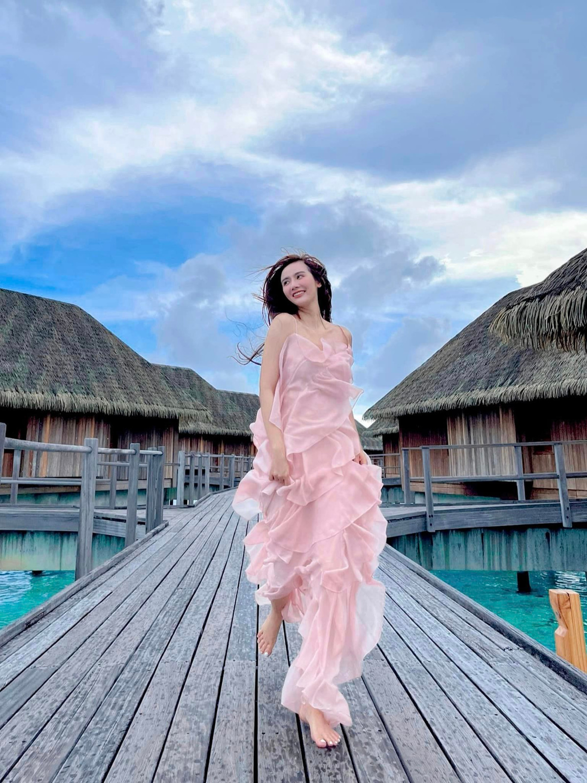 Cô còn truyền cảm hứng cho nhiều phụ nữ về sự tự tin, độc lập và dám thay đổi bản thân để trở nên đẹp hơn.