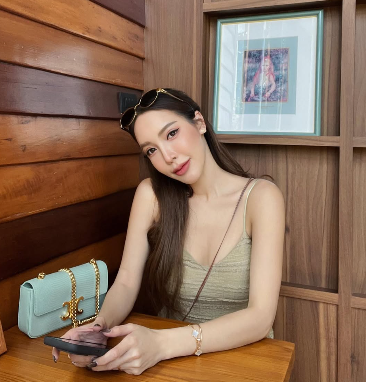 Đa số mọi người đều tán dương nhan sắc và ngưỡng mộ dáng vóc thon gọn, săn chắc nhưng không kém phần nóng bỏng của cô nàng. Ảnh: IGNV