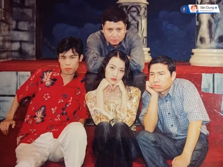 Với gương mặt trái xoan, đôi mắt to tròn và làn da trắng mịn, nghệ sĩ Vân Dung hoàn toàn có thể chinh phục bất kỳ cuộc thi sắc đẹp nào. Ảnh: FB Vũ Trụ Phim Việt