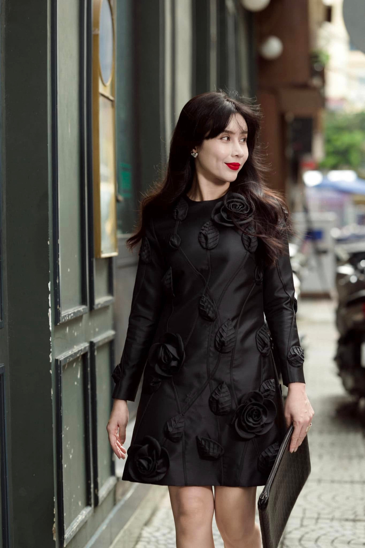 Sau một thời gian vắng bóng vì sóng gió hôn nhân với ông xã là nhạc sĩ Hồ Hoài Anh, Lưu Hương Giang nhận được nhiều sự quan tâm khi trở lại mạnh mẽ với nghệ thuật. Ảnh: FB Lưu Hương Giang