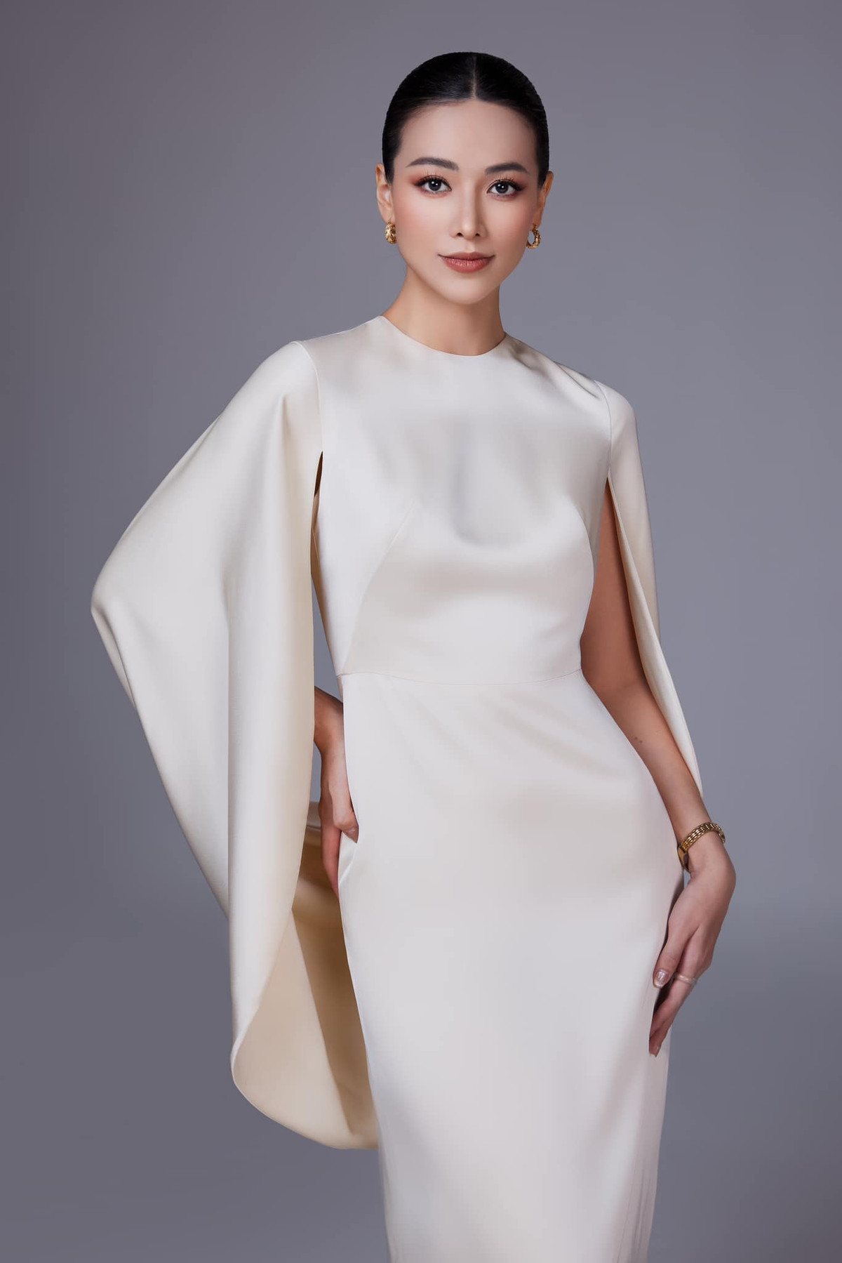 Hoa hậu Phương Khánh thướt tha khi diện thiết kế mang style nền nã, sang trọng. Ảnh: FB Nguyễn Phương Khánh