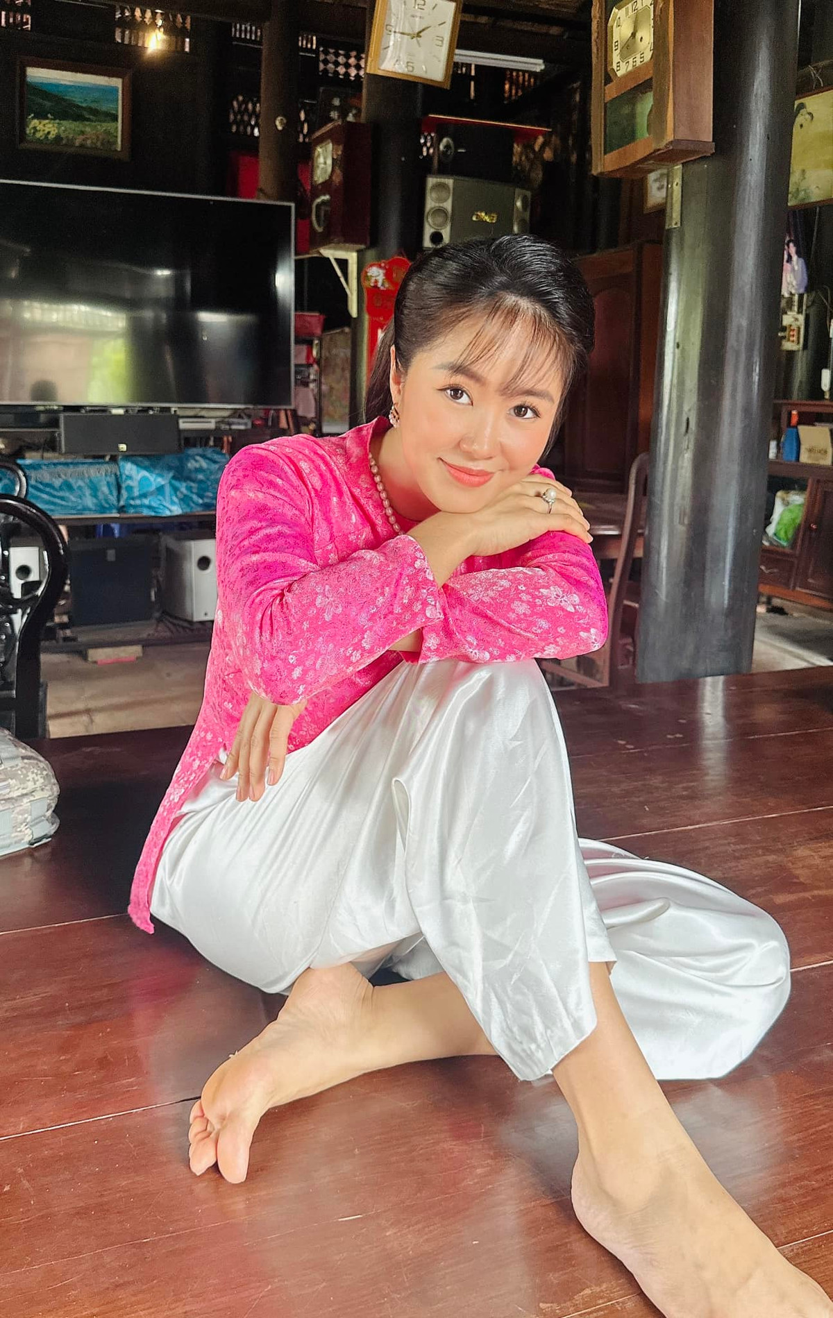 Lê Phương nói về vai diễn mới: "Một vai diễn thật nhiều màu sắc với thông điệp thật rõ ràng: Tham vọng giàu sang thì cuộc đời chỉ có bi kịch". Ảnh: FB Lê Phương