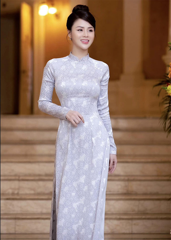 Ba vòng đẹp mắt khiến nữ diễn viên "Trạm cứu hộ trái tim" cân mọi trang phục.