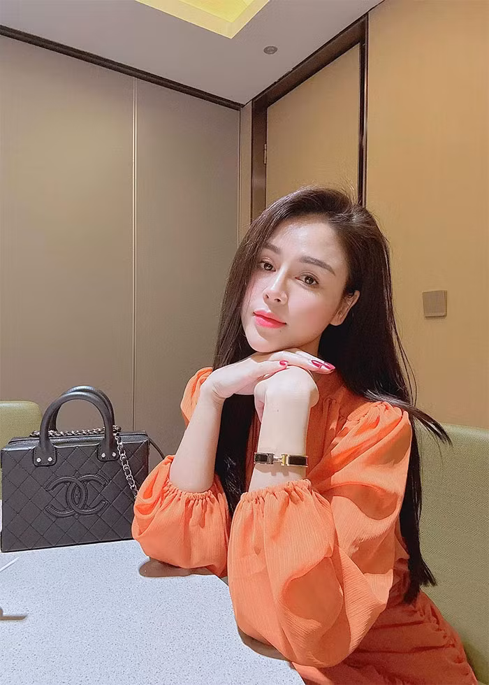 Lương Thu Trang có rất nhiều fan nhờ vẻ ngoài xinh đẹp, yêu kiều cùng những vai diễn gây ấn tượng trong các phim truyền hình như: "Hương dương ngược nắng", "Mặt nạ gương", "Đấu trí"...