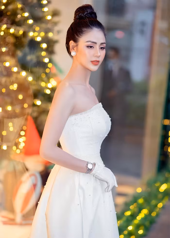 Nhiều năm nay, nữ diễn viên là mẹ đơn thân, cô sống cùng con trai.