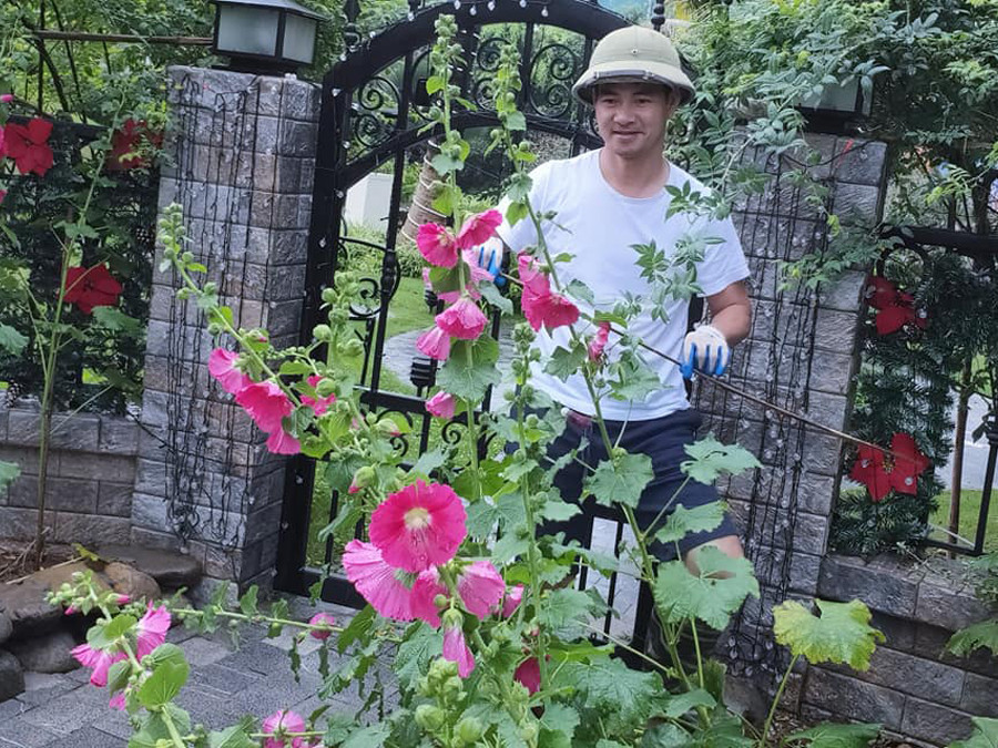 Cơ ngơi này được nghệ sĩ Xuân Bắc dành khá nhiều thời gian và tiền bạc để hoàn thành.