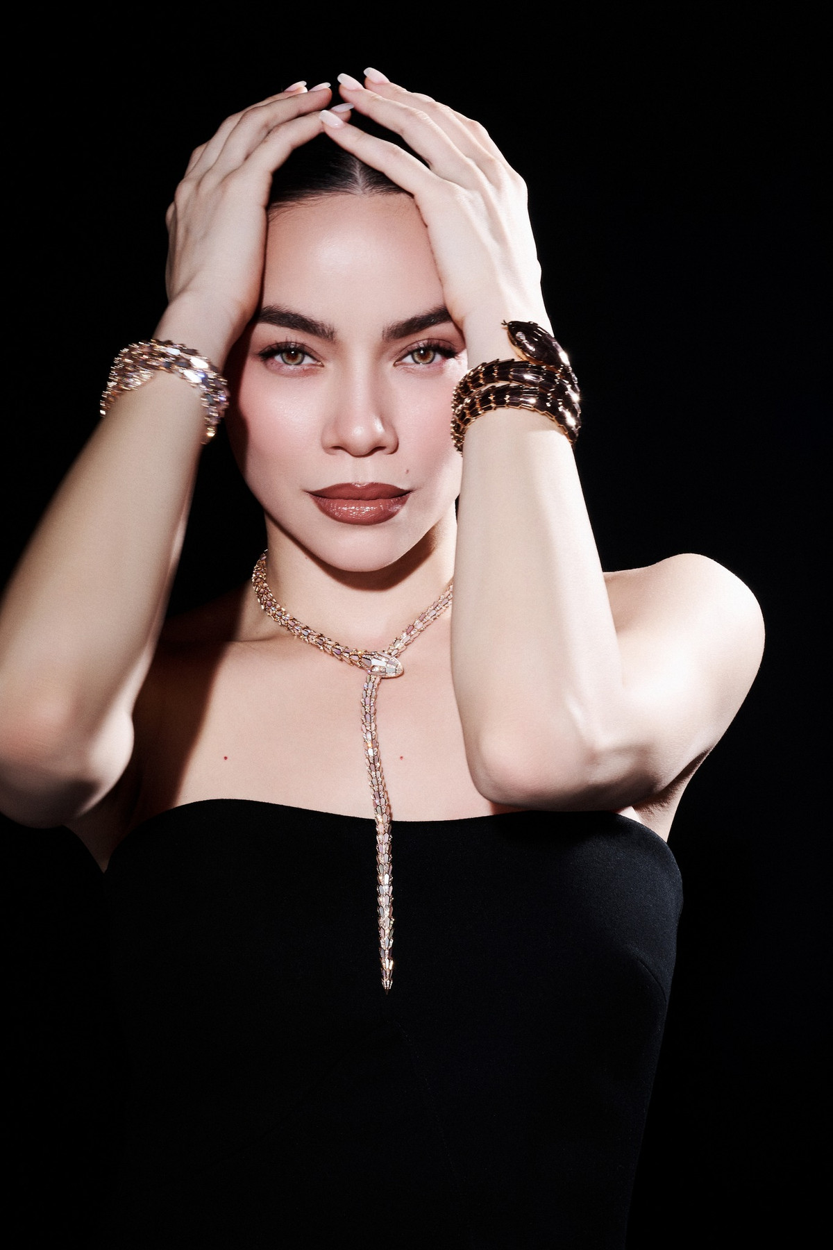 Thừa hưởng dòng máu lai Việt - Pháp, Hồ Ngọc Hà luôn là người nổi bật khi xuất hiện giữa đám đông. Ảnh: FB Ho Ngoc Ha