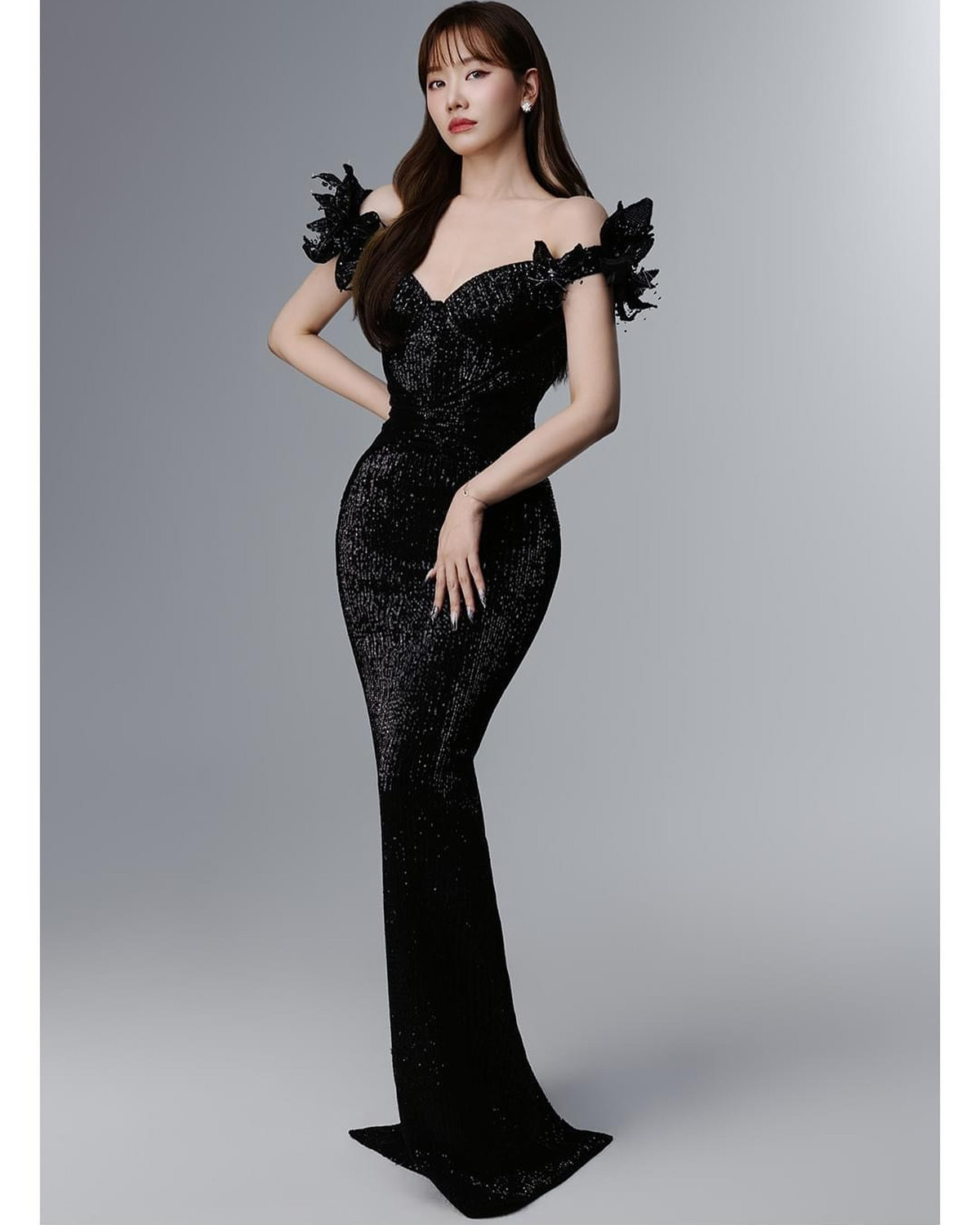 Kể từ khi kết hôn với MC Trấn Thành, cả sự nghiệp lẫn sắc đẹp của Hari Won đều thăng hạng thấy rõ. Ảnh: FB Hariwon