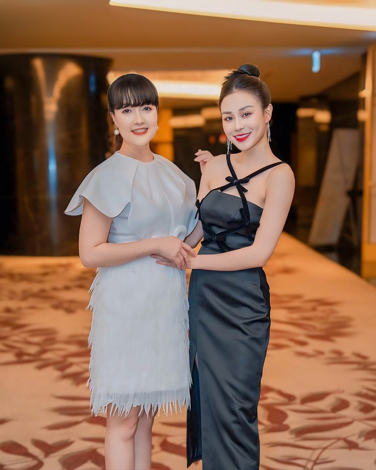 Nghệ sĩ Vân Dung hội ngộ "con dâu" Quỳnh Châu. Ảnh: FB Vân Dung