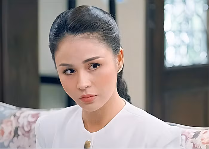 Thời gian gần đây, Lương Thu Trang gây chú ý với khán giả khi nhận vai nữ phản diện, tình địch của Hồng Diễm trong phim "Trạm cứu hộ trái tim". (Ảnh: Vietnamnet)