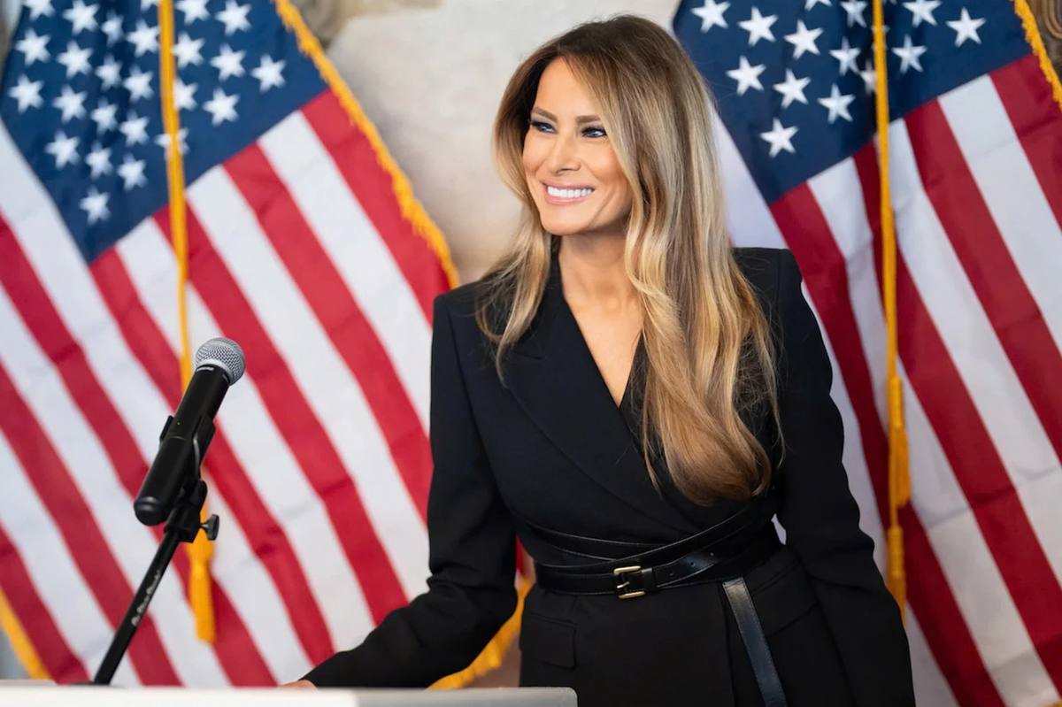 Nhiều người nhận xét, bà Melania Trump gần như không có sự thay đổi nào trên gương mặt trong suốt hơn 20 năm qua. Ảnh: The Washington Post