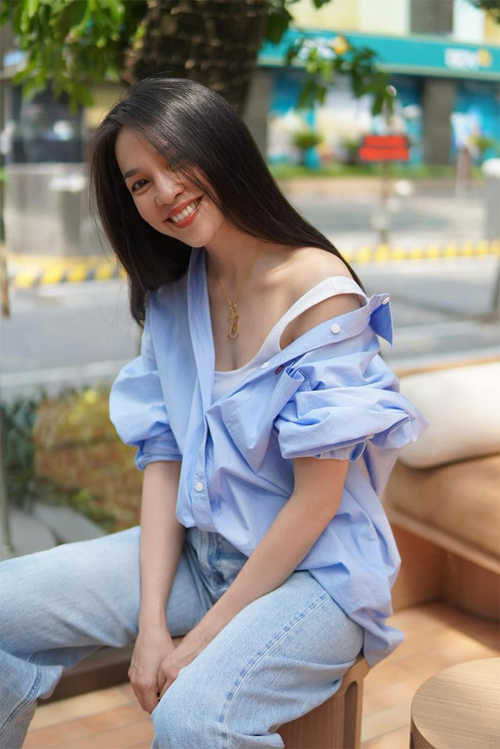 Làm mẹ đơn thân 22 năm qua, Hiền Thục vẫn giữ chế độ độc thân và chưa một lần khoe bạn trai.