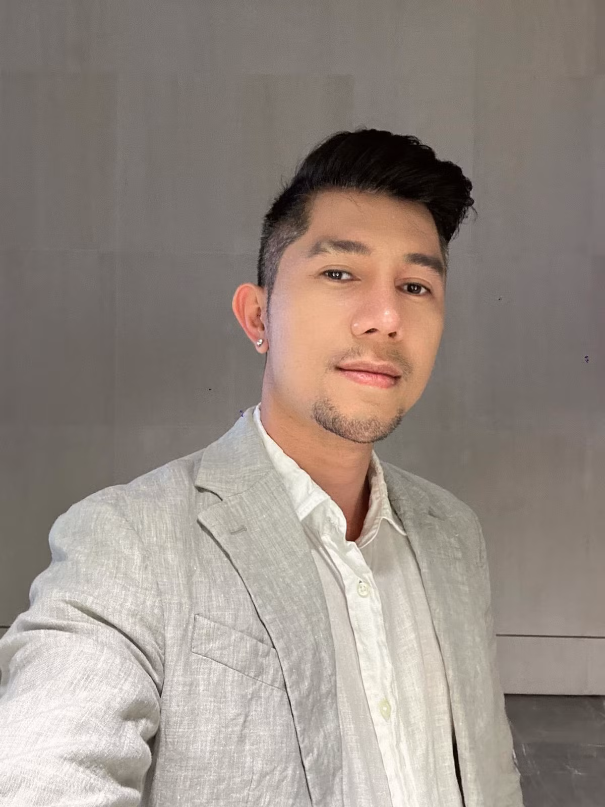 Nhạc sĩ Lương Bằng Quang tự thấy trẻ ra.