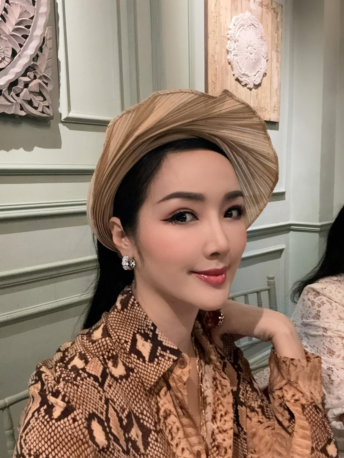 Nhan sắc trẻ trung đáng mơ ước của Hoa hậu Đền Hùng Giáng My.