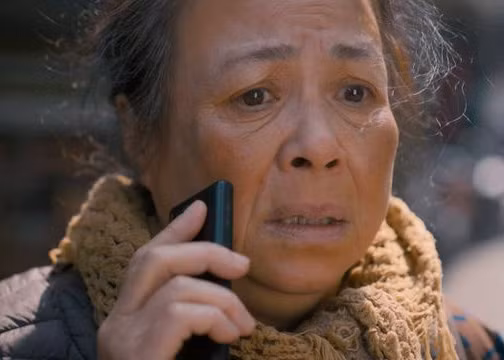 Gần đây nữ nghệ sĩ xuất hiện nhiều trong các bộ phim truyền hình của VFC như: "Cả một đời ân oán", "Hoa hồng trên ngực trái", "Lựa chọn số phận", "Thương ngày nắng về", "Cuộc đời vẫn đẹp sao", "Gặp em ngày nắng", "Hoa sữa về trong gió"... (Ảnh: VTV)