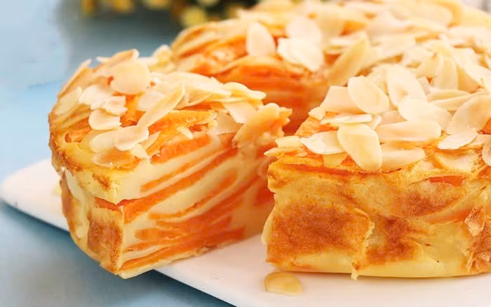  Những người có hệ tiêu hóa không tốt, thường xuyên bị đầy hơi, trướng bụng không nên ăn nhiều khoai lang vì lúc ăn sẽ làm tăng tiết dịch vị, gây nóng ruột, ợ chua, càng sinh hơi trướng bụng. Ảnh Internet