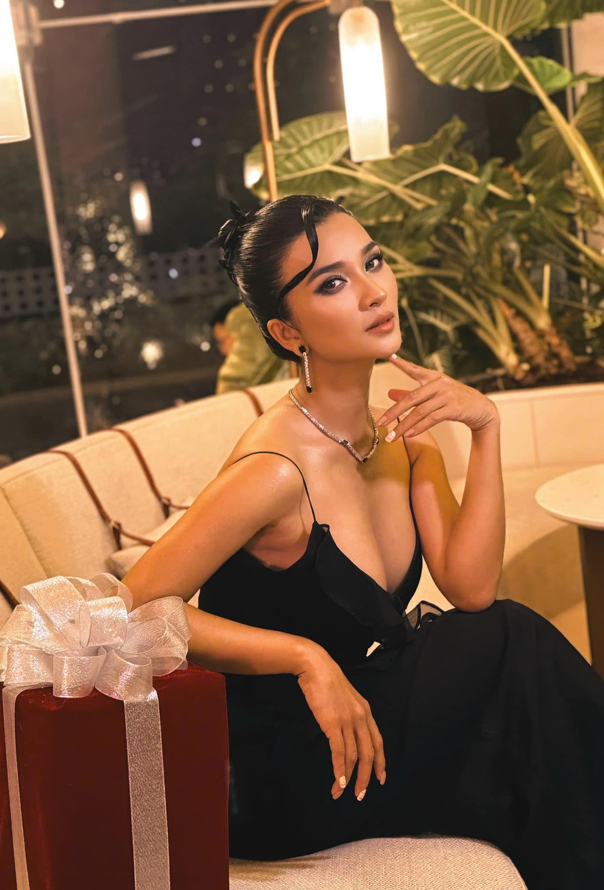 NSƯT Kim Tuyến ấn tượng với nhan sắc ngày càng thăng hạng. Ảnh: FB Kim Tuyen