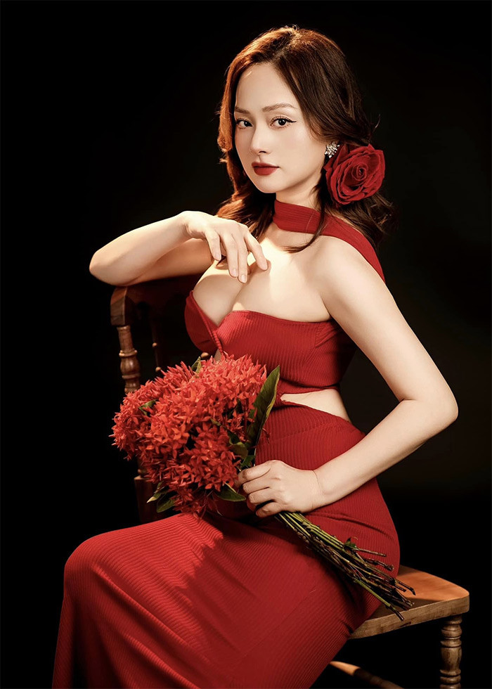 Gia đình nhỏ của Lan Phương hiện sống luân phiên ở Đà Nẵng và Hà Nội vì chồng cô chuyển công tác vào Đà Nẵng. (Ảnh: FB Lan Phương)