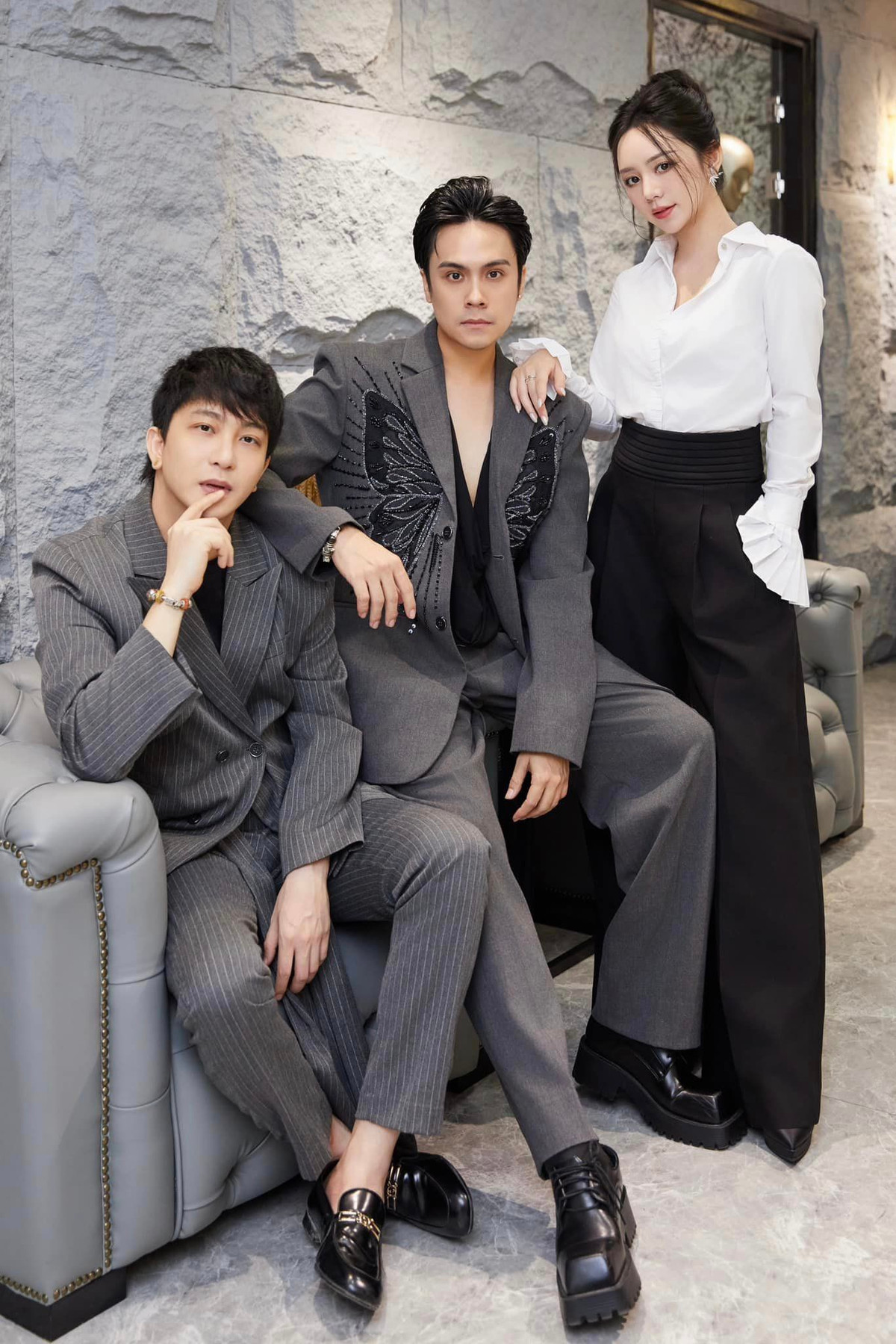 B Trần hội ngộ Thái Dũng, Quỳnh Kool khi đi sự kiện. Ảnh: FB B Trần