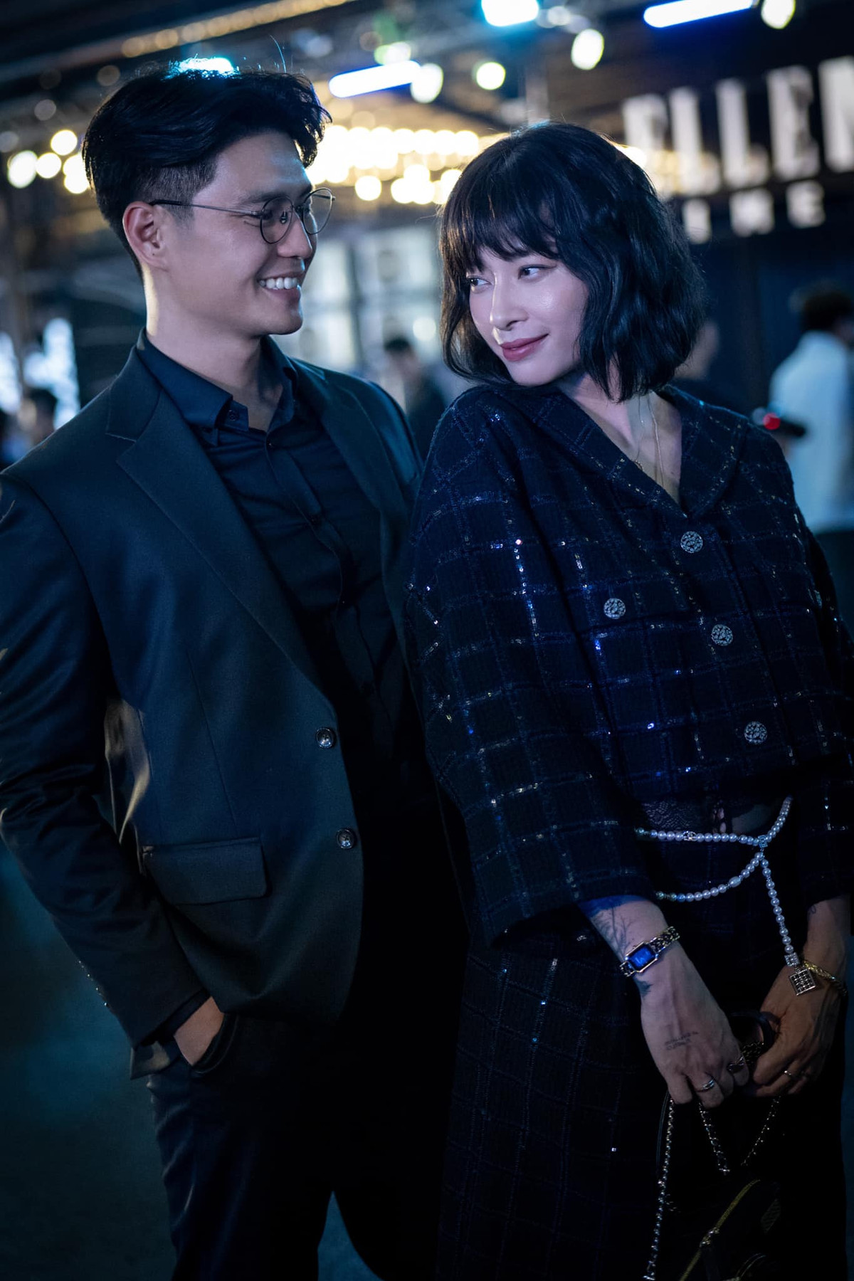 Vợ chồng Huy Trần - Ngô Thanh Vân diện tông đen cá tính, đồng điệu dự sự kiện. Ảnh: FB Ngo Thanh Van