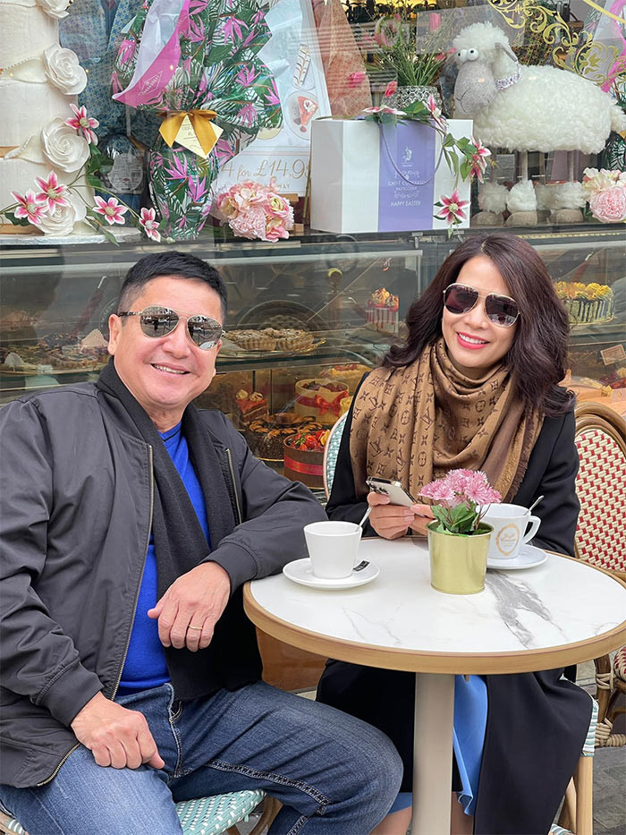 Chí Trung chia sẻ, anh và bạn gái rất hợp nhau vì đều không thích ràng buộc, danh phận sau khi cả hai đều lỡ dở một lần đò. Nam nghệ sĩ cũng tính chuyện sẽ vào trại dưỡng lão chứ không cần ai phải chăm lo cho mình khi đã quá già yếu.