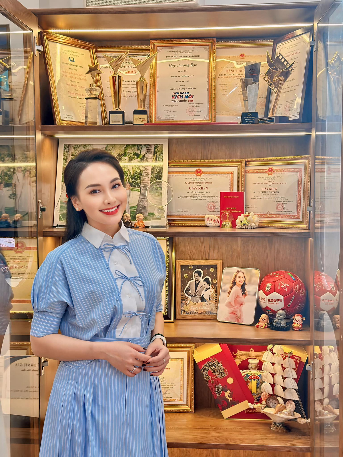 Trên trang cá nhân, cô thường xuyên chia sẻ hình ảnh gia đình với chồng và các con, nhất là khoảnh khắc đáng yêu của bé Nu (tên thân mật của bé thứ 2) được Bảo Thanh chia sẻ khá nhiều. Ảnh: FB Bảo Thanh