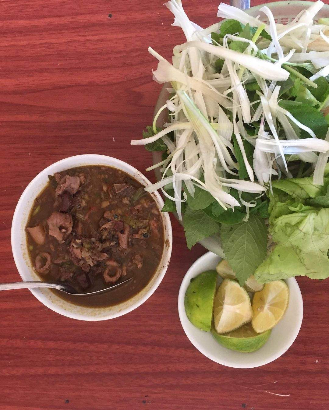 Nậm pịa còn được xem là món ăn Tây Bắc bổ dưỡng của đồng bào người Thái. Ảnh: Mia.vn