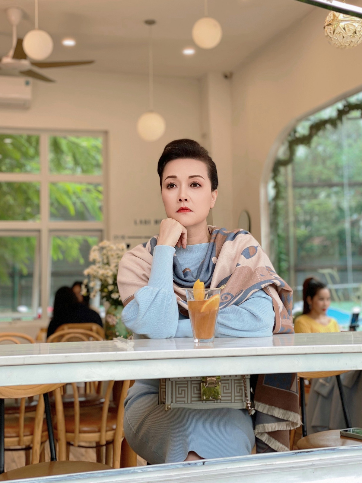 Bên cạnh nhan sắc, điều thu hút nhất ở Vân Dung chính là sự tự tin và yêu đời.