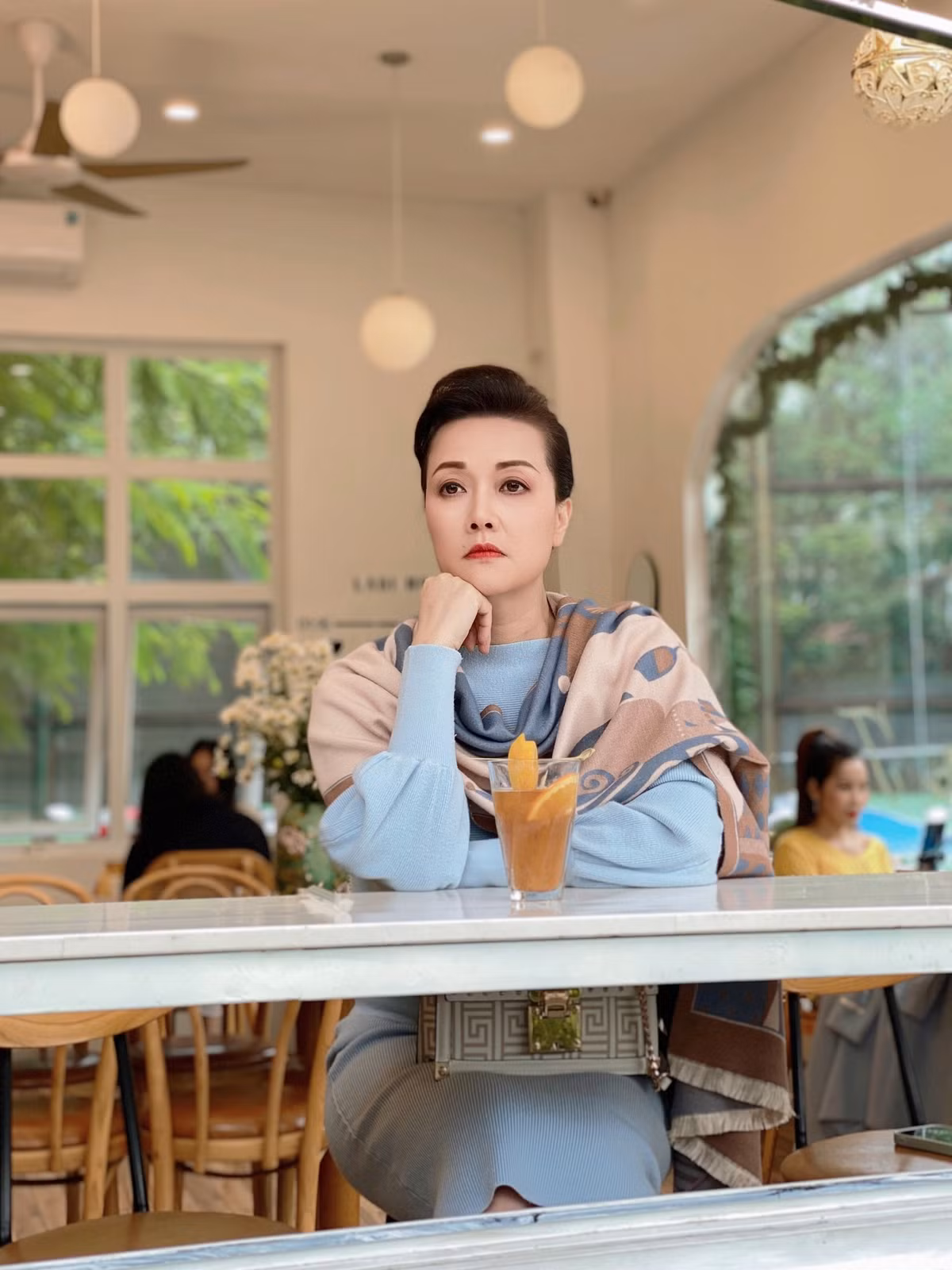 Bên cạnh nhan sắc, điều thu hút nhất ở Vân Dung chính là sự tự tin và yêu đời.