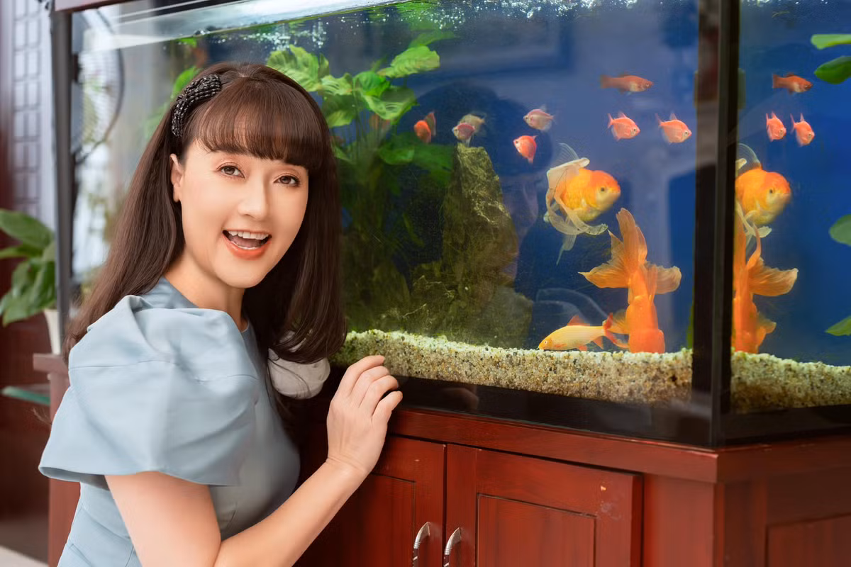 Vân Dung chứng minh rằng phụ nữ ở bất kỳ độ tuổi nào cũng có thể đẹp và tự tin theo cách riêng của mình.