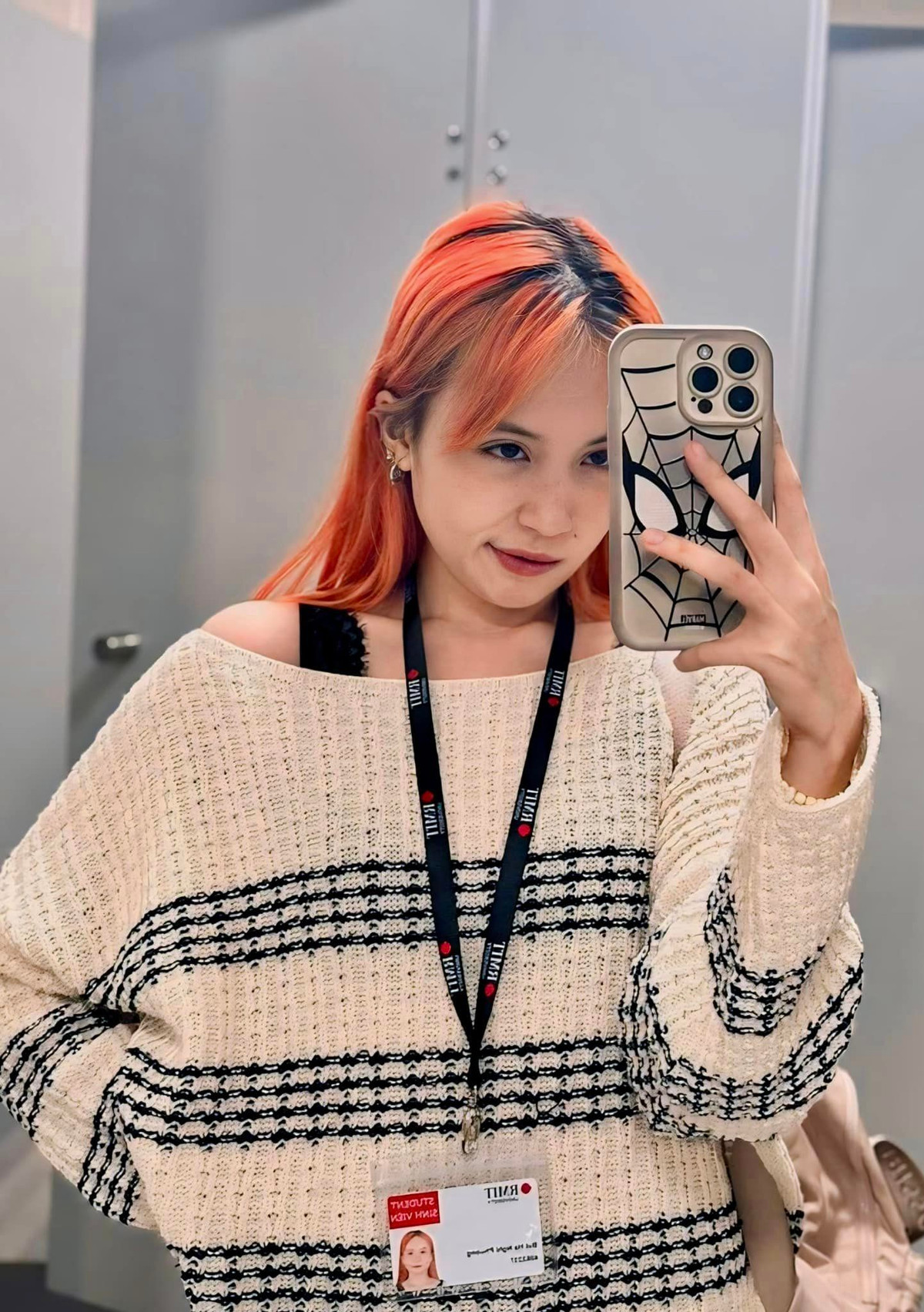 Qua hình ảnh được người mẹ nổi tiếng chia sẻ, con gái Phương Thanh gây bất ngờ với diện mạo hiện tại.