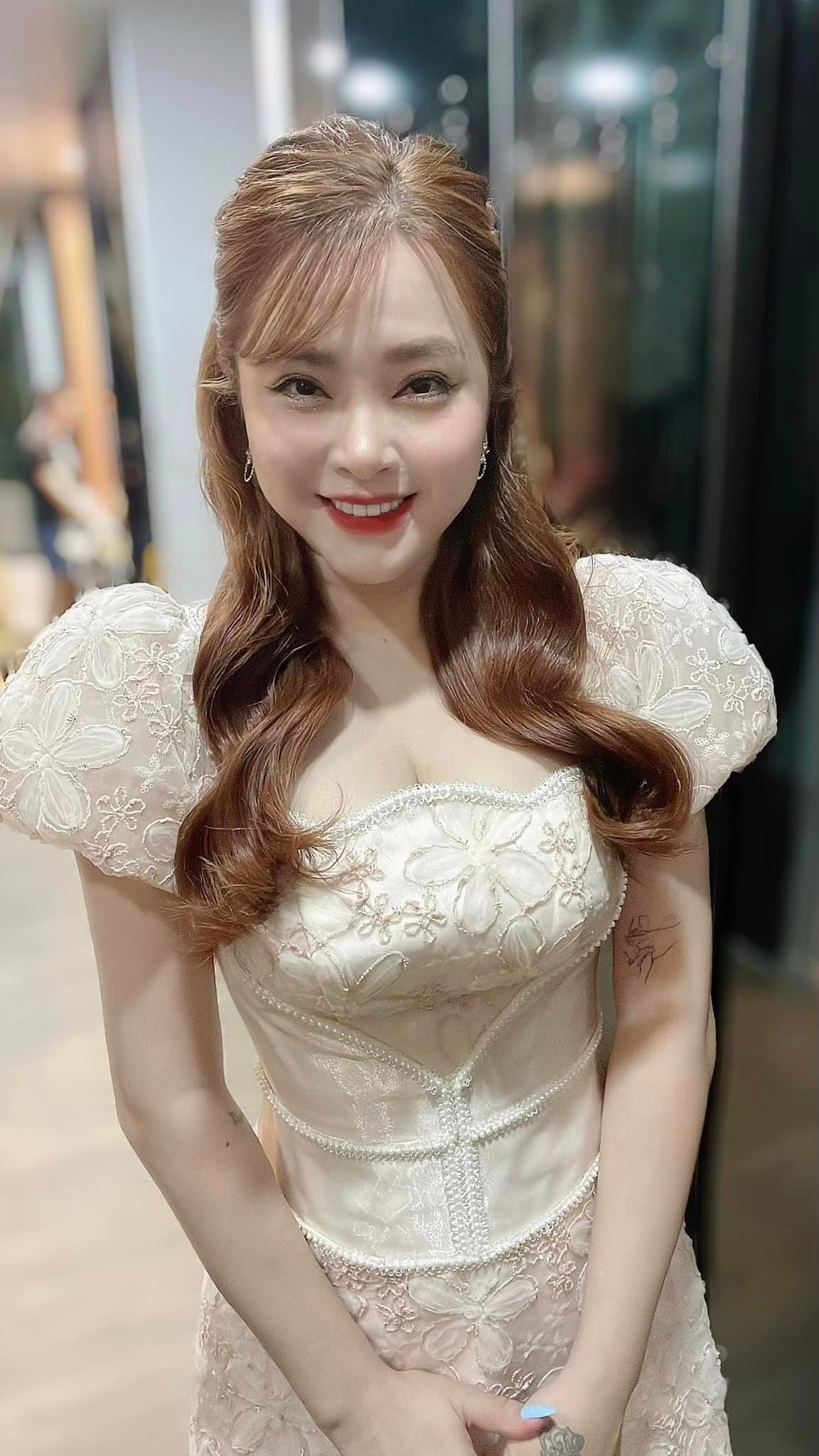 Hải Băng khoe cận nhan sắc. Ảnh: FB Hải Băng