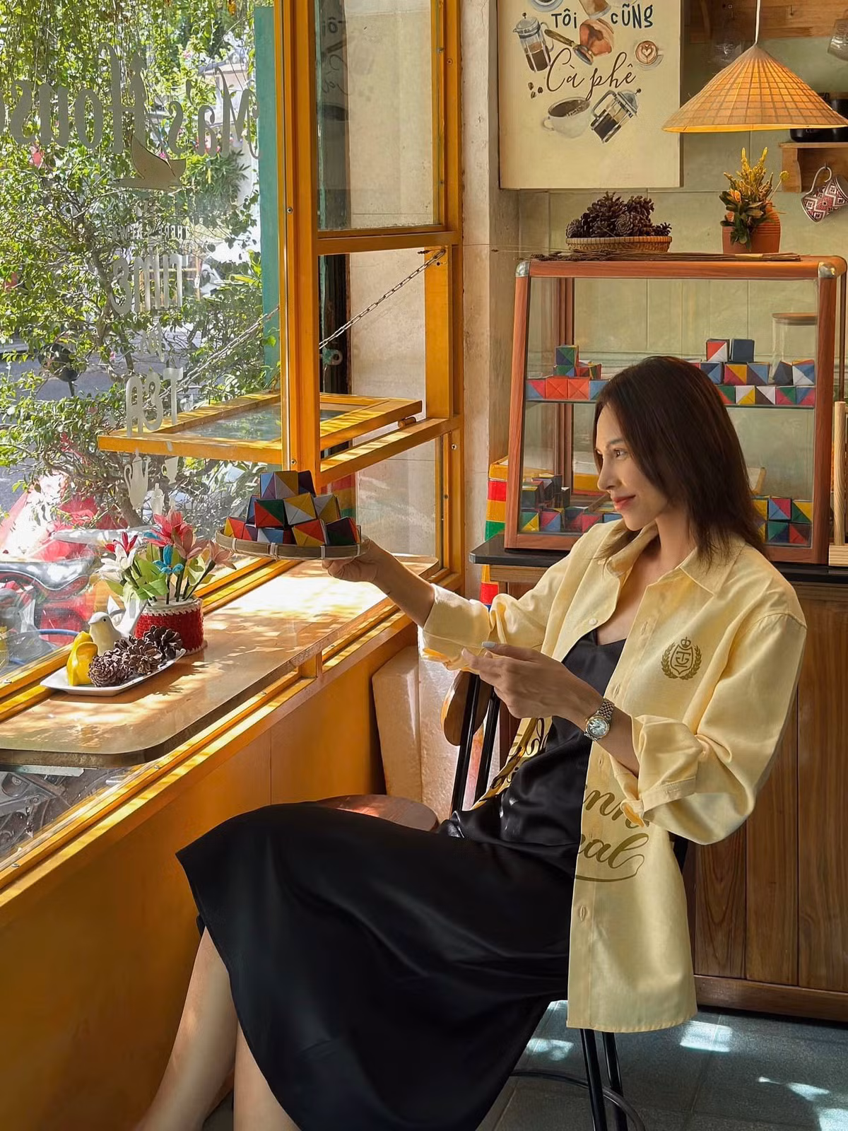 Minh Triệu đăng trạng thái: "Một lựa chọn sai không bao giờ đáng sợ bằng sự nuối tiếc, nên nếu khao khát đủ lớn thì mình cứ làm thôi phải không mọi người. Mà cuộc đời dài lắm… phải đi đến tận cùng, ngoảnh lại, thì mới chắc đấy là sai hay đúng cơ!". Ảnh: FB Pham Dinh Minh Trieu