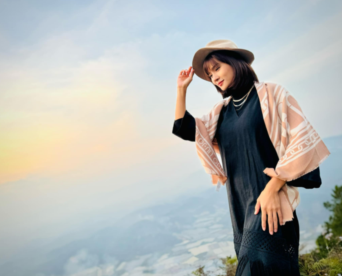 Hiện tại, NSƯT Kim Tuyến vẫn tiếp tục nỗ lực phát triển sự nghiệp. Cô vẫn tham gia các phim đều đặn và được phong tặng danh hiệu NSƯT năm 2023.