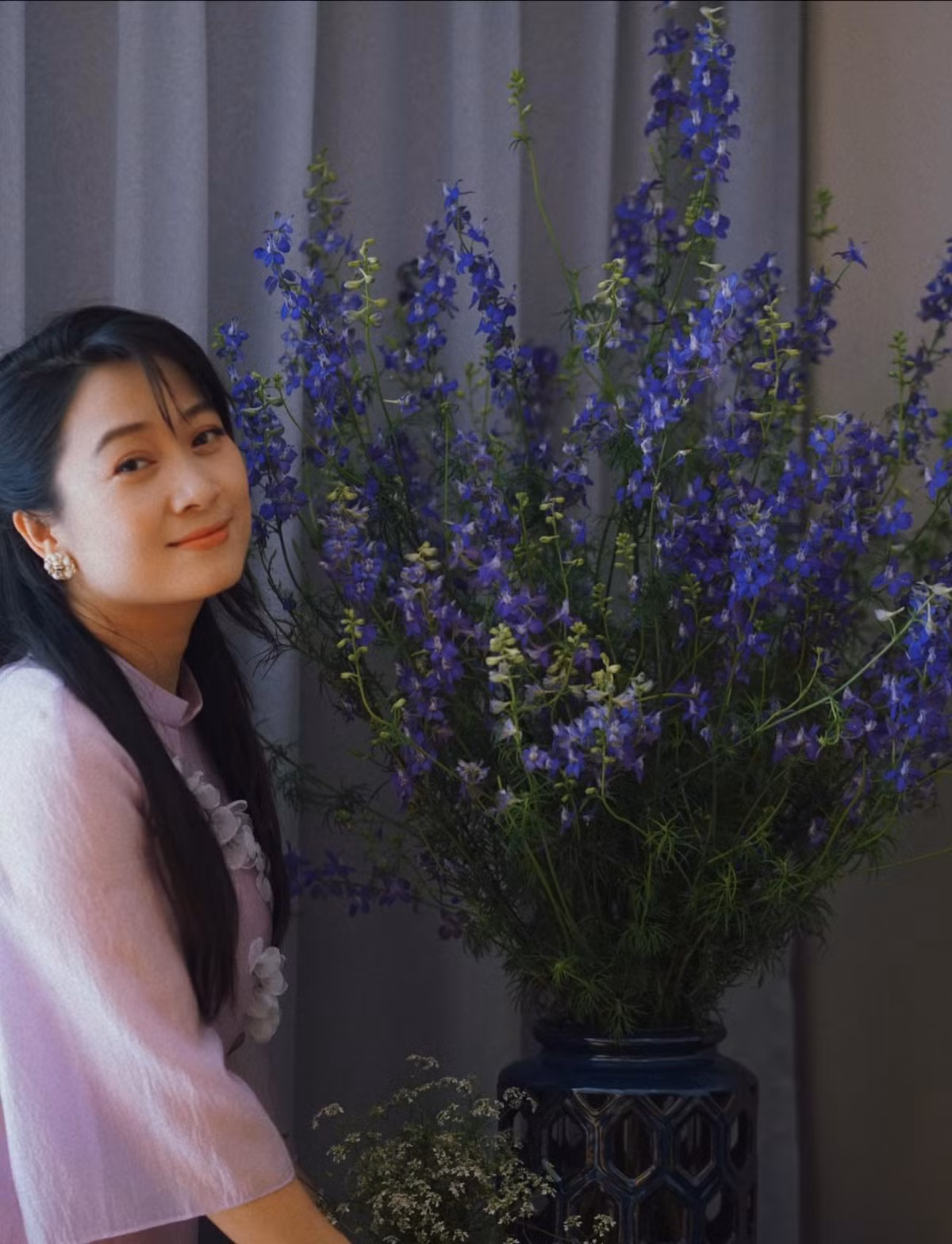 Thu Nga có một gia đình hạnh phúc với ông xã công tác trong ngành giáo dục. Ảnh: FB Thu Nga