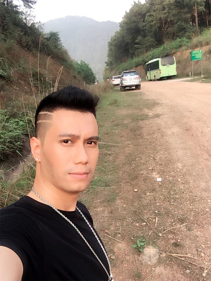 Việt Anh với tạo hình vai Phan Hải trong phim "Người phán xử" đóng năm 2017. (Ảnh: FB Nguyen Le Viet Anh)