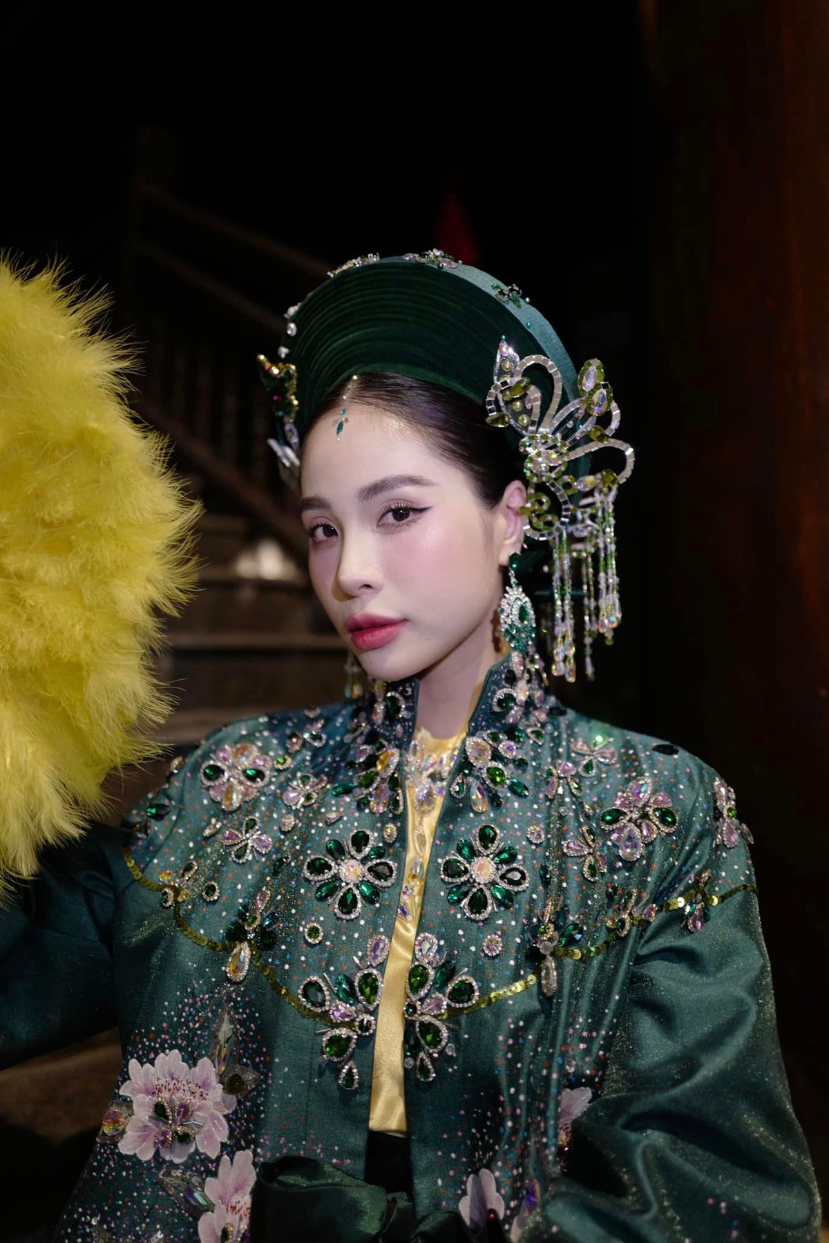 Năm 2023, vợ chồng ca nương Kiều Anh gây chú ý khi mạnh tay sắm liên tiếp hai chiếc xế hộp hạng sang trong 1 năm. Ảnh: FB Nguyen Kieu Anh