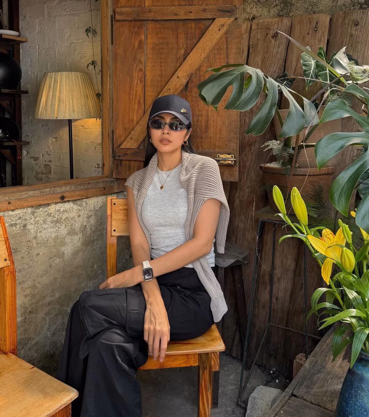 12 năm chung sống, cô đã hạ sinh 3 con, hai trai và một gái. Tăng Thanh Hà giữ lối sống kín tiếng và giản dị. Cô không khoe về cuộc sống giàu sang hay hàng hiệu, mà thường là những thú vui bình dị, mộc mạc. Ảnh: IG hatangthanh