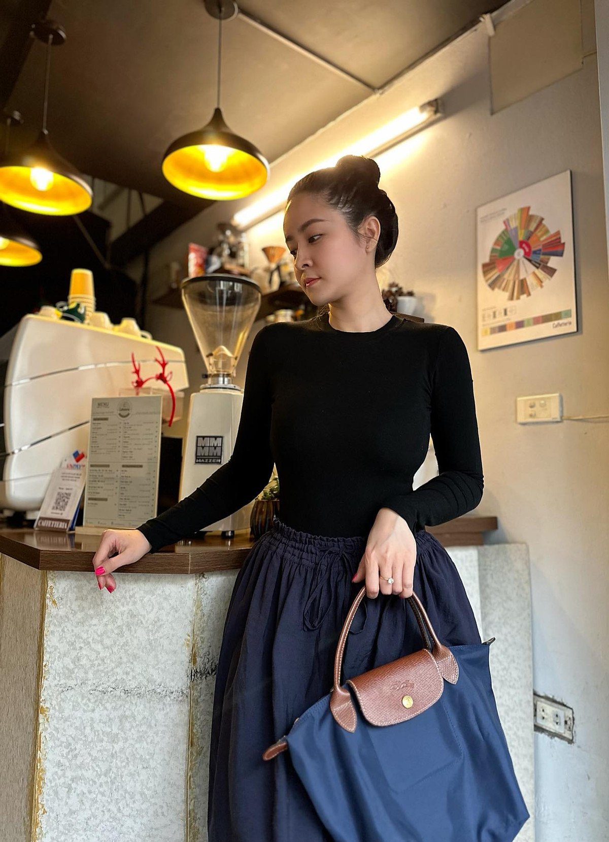 Body gợi cảm của “hoa hậu làng kịch” sở hữu hình xăm khủng Body goi cam cua “hoa hau lang kich” so huu hinh xam khung