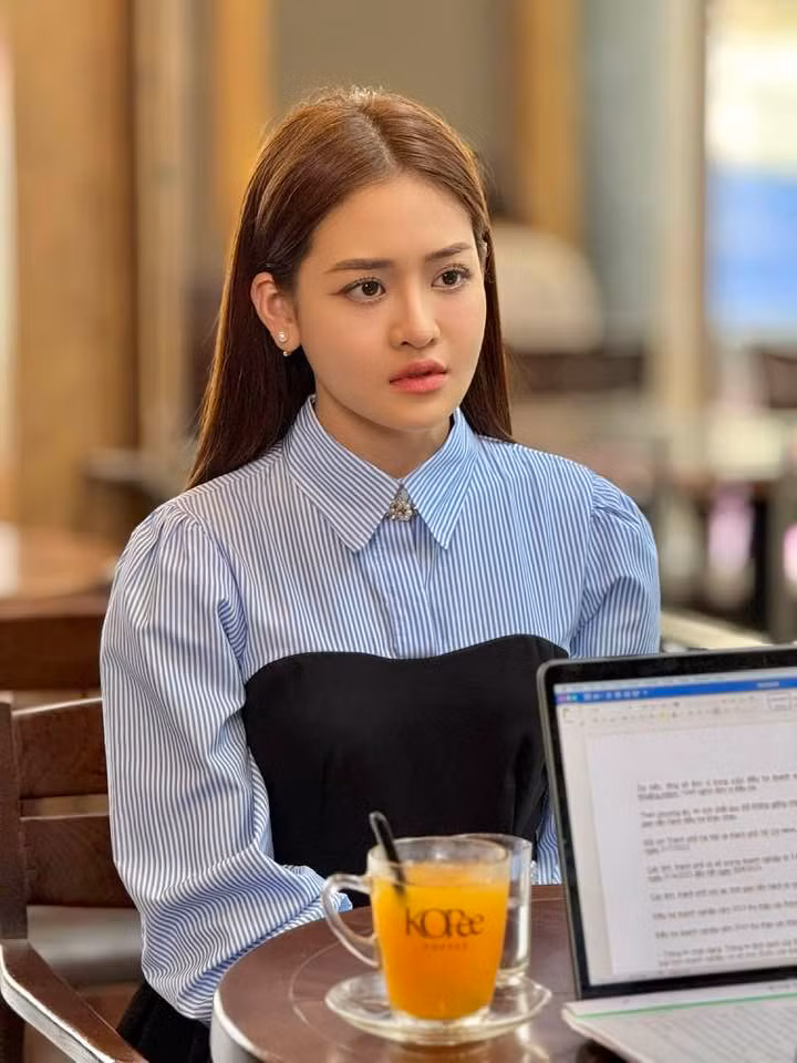 Nhan sắc của Thùy Anh nhận được nhiều lời khen và động viên từ người hâm mộ, cho rằng dù mặt có sẹo nhưng cô nàng vẫn rất tươi tắn và tràn đầy sức sống. Ảnh: FB Thuỳ Anh