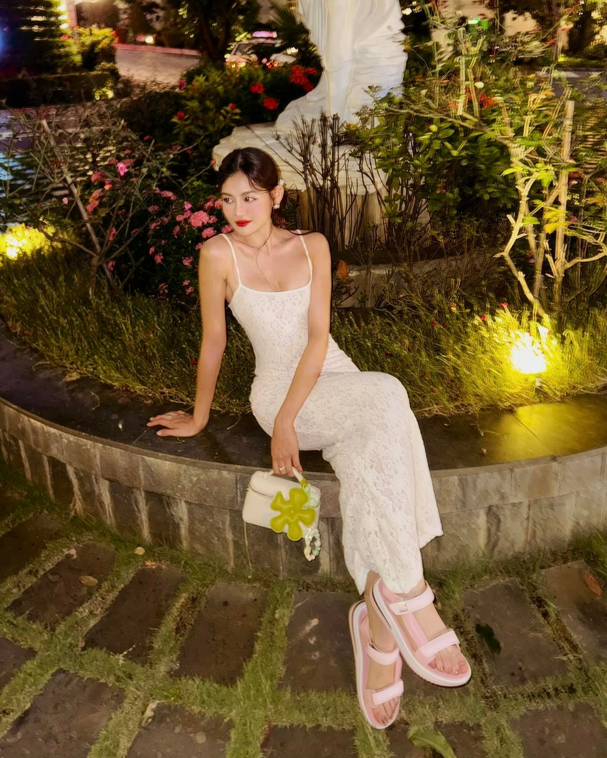 Thùy Anh cho biết vẫn dưỡng thương khá kỹ, vết thương lúc đầu cần dán băng nhưng giờ đang trong quá trình phục hồi. Ảnh: FB Thuỳ Anh