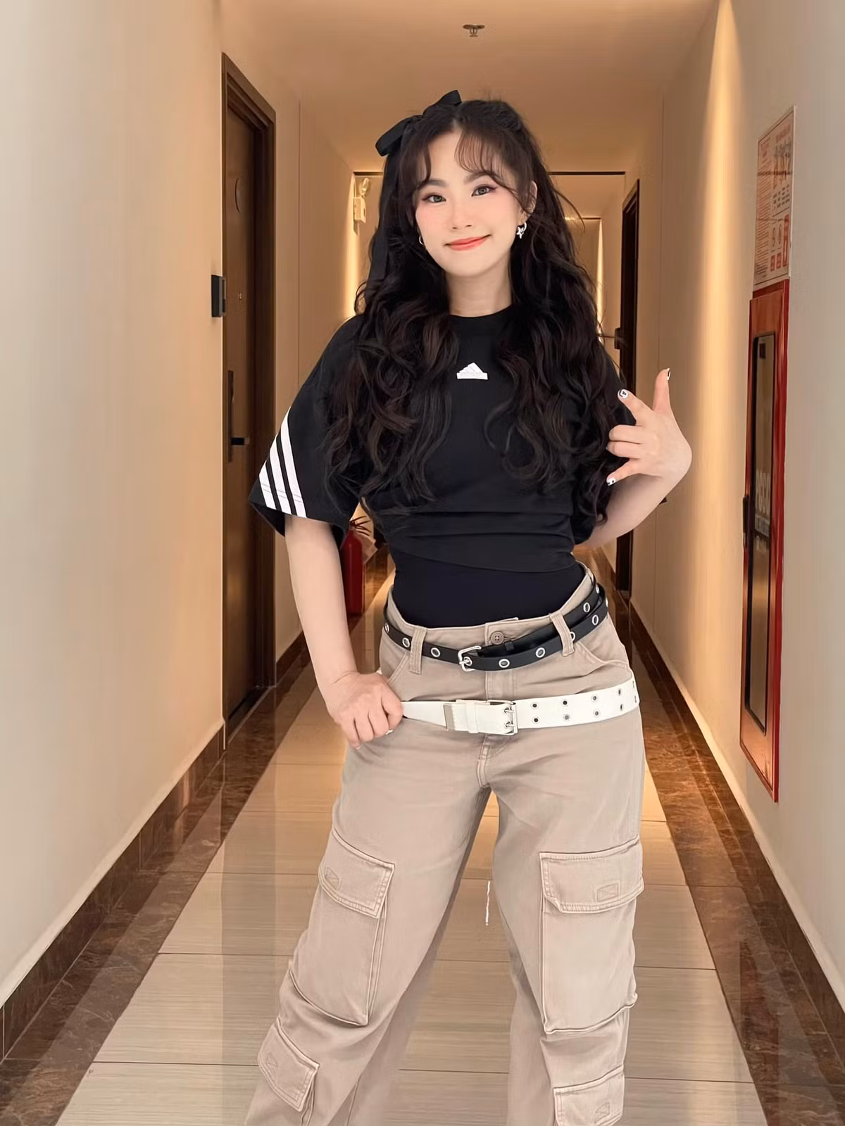 Bước sang tuổi 40, Lương Bích Hữu không chỉ là ca sĩ thành công mà còn là một người mẹ hạnh phúc. Bên cạnh việc ca hát, cô cũng thử sức ở lĩnh vực diễn xuất. Ảnh: FB LuongBichHuu