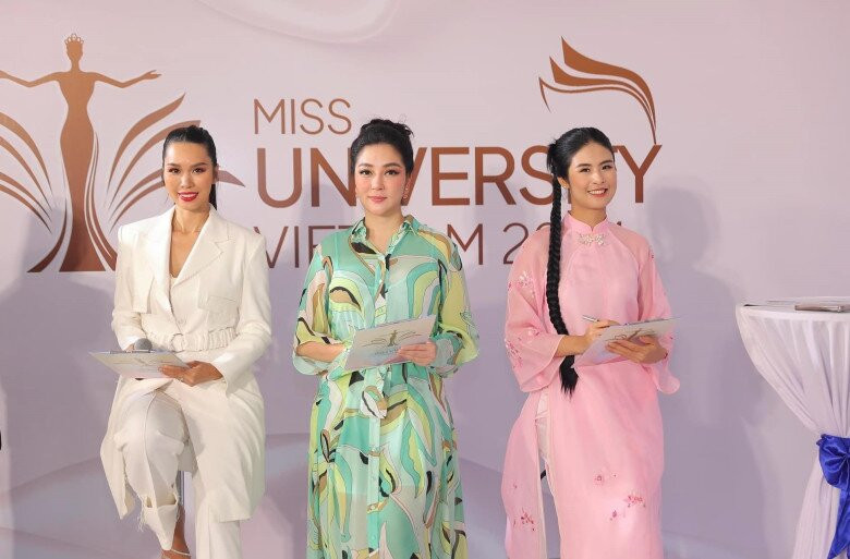 Sau nhiều năm không hoạt động showbiz và lựa chọn cuộc sống kín tiếng, Nguyễn Thị Huyền vẫn là nàng hậu được đông đảo công chúng yêu mến, khen ngợi. Ảnh: Báo Phụ nữ Thủ đô