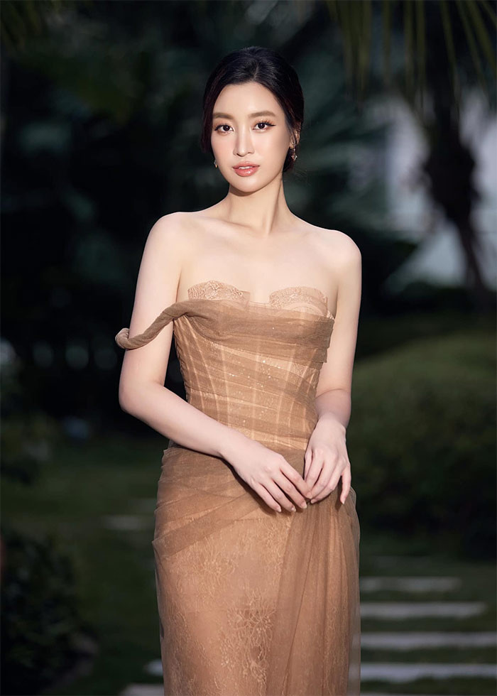 Vẻ đẹp gái một con trông mòn con mắt của Hoa hậu Đỗ Mỹ Linh. (Ảnh: FB Đỗ Mỹ Linh)