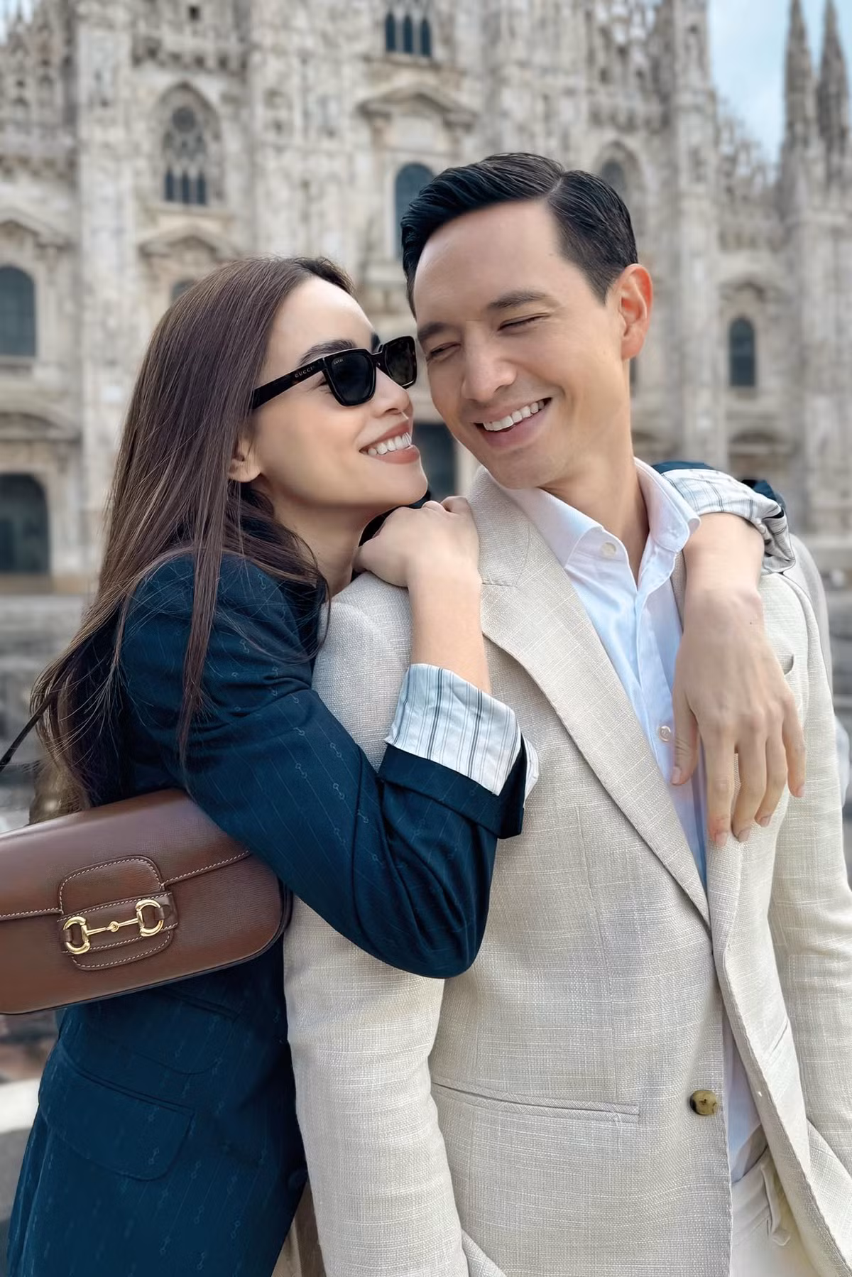 Cặp đôi luôn dành cho nhau những lời ngọt ngào, sát cánh cùng nhau xây dựng gia đình. Đó là cách cả hai giữ gìn tình yêu trong 7 năm qua.