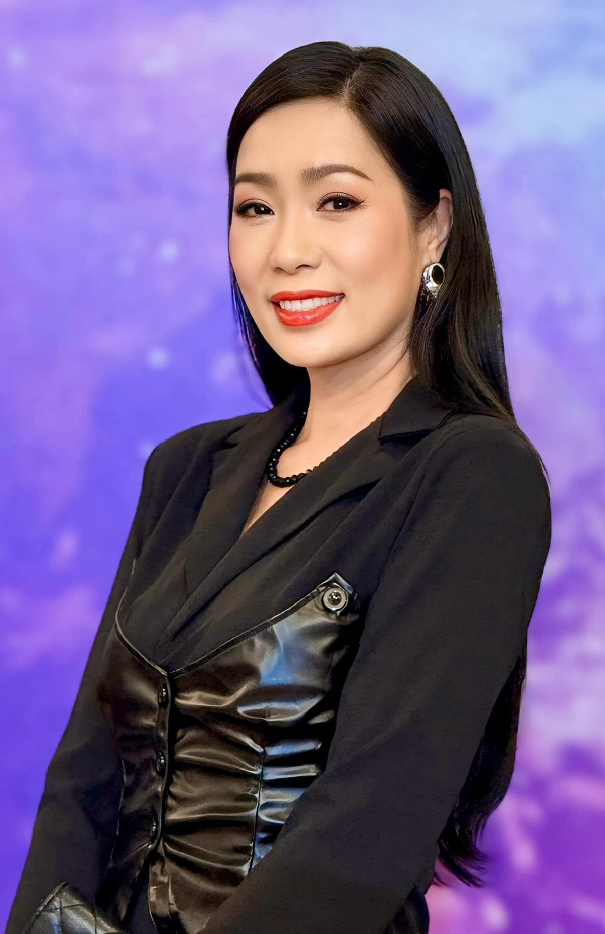 Bên cạnh sự nghiệp diễn xuất thành công, Trịnh Kim Chi còn được ngưỡng mộ bởi nhan sắc trẻ đẹp không tuổi.