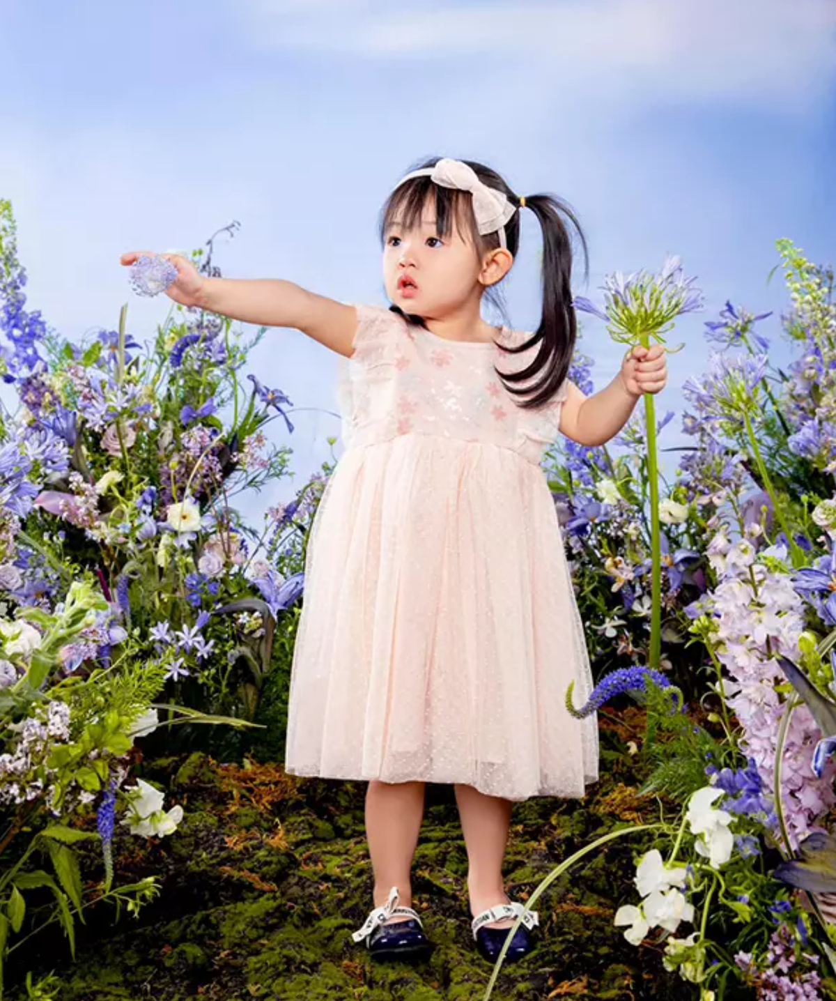 Mới 3 tuổi nhưng Suchin đã sở hữu những món đồ hàng hiệu lên đến gần trăm triệu đồng.