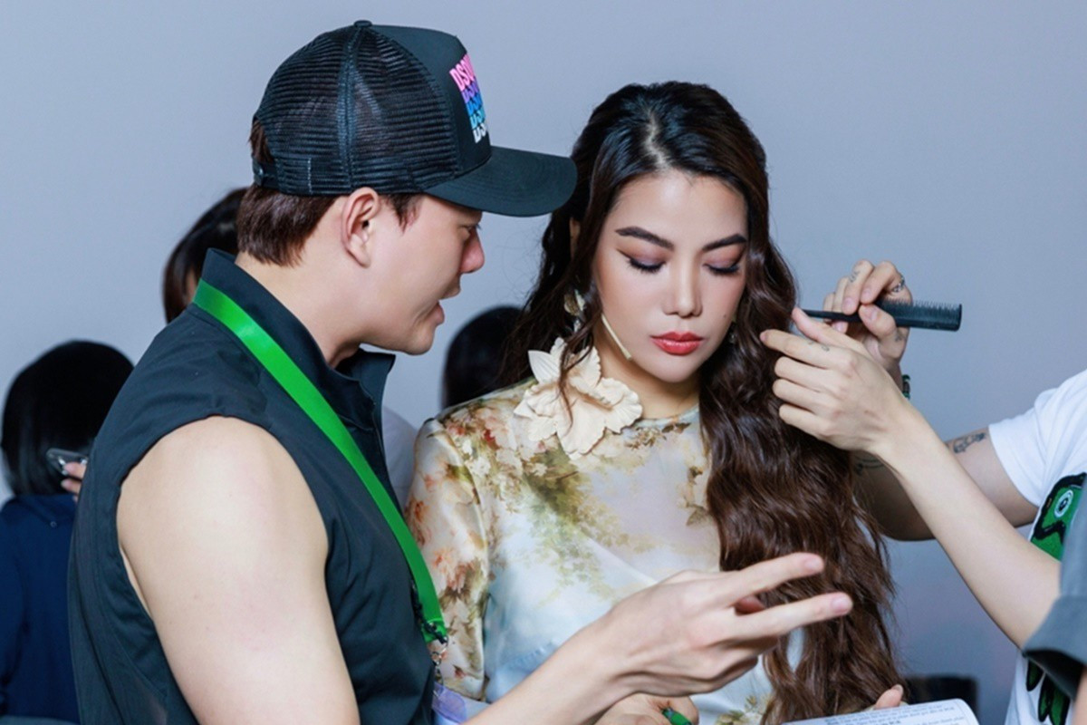 Thời điểm hẹn hò, Anh Dũng cũng vướng nhiều tin đồn yêu đàn chị để PR bản thân. Ảnh: Arttimes