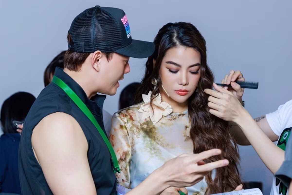 Thời điểm hẹn hò, Anh Dũng cũng vướng nhiều tin đồn yêu đàn chị để PR bản thân. Ảnh: Arttimes