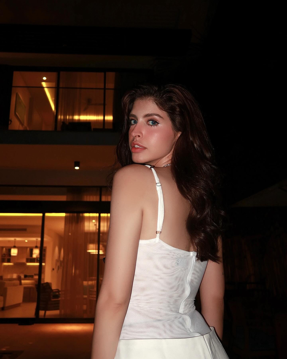 An Tây là người mẫu, diễn viên, MC và cũng là Tiktoker nổi tiếng. Ảnh: FB Andrea Aybar